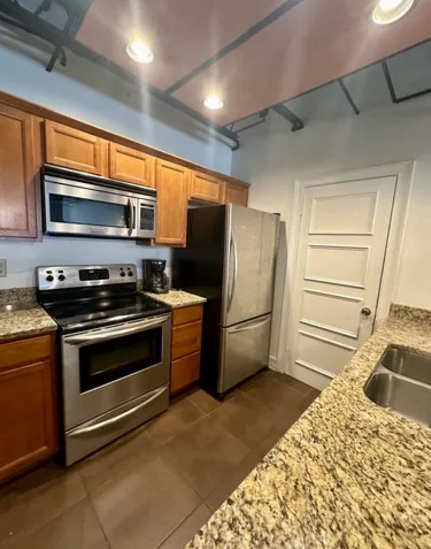 Athens Condo: 131 E. Broad St. # 805