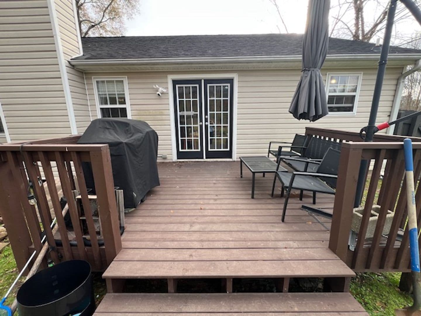 Athens House: 487 Ruth Street