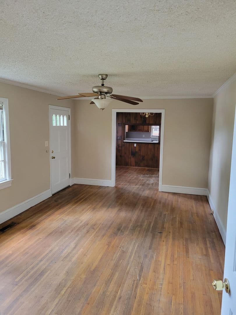 Athens House: 36 Holman Ave. - Front Unit