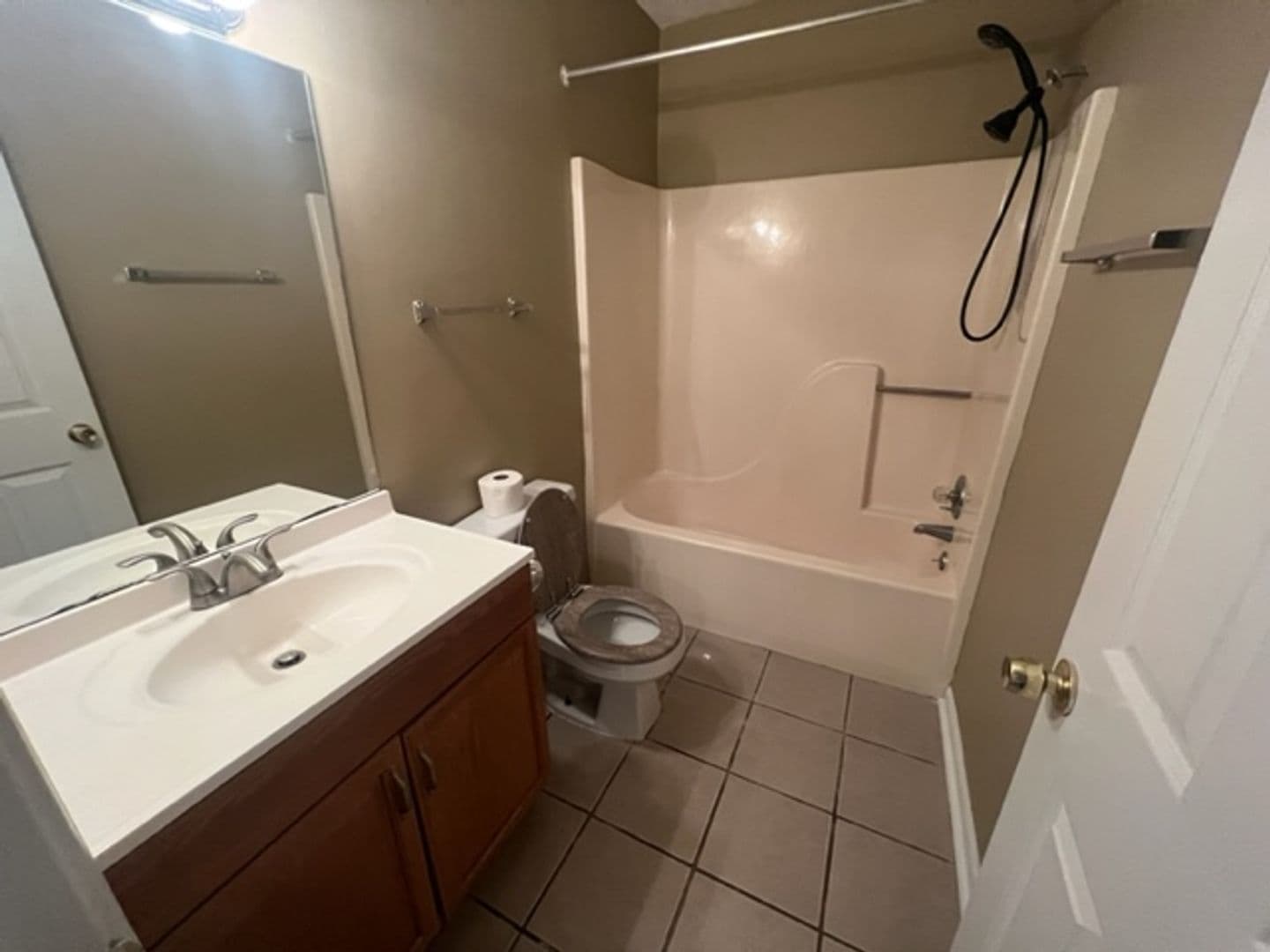 Athens Condo: 297 Peabody Street # 18