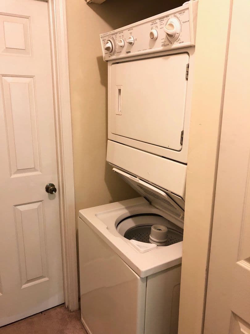 Athens House: 394 Oconee Street #25