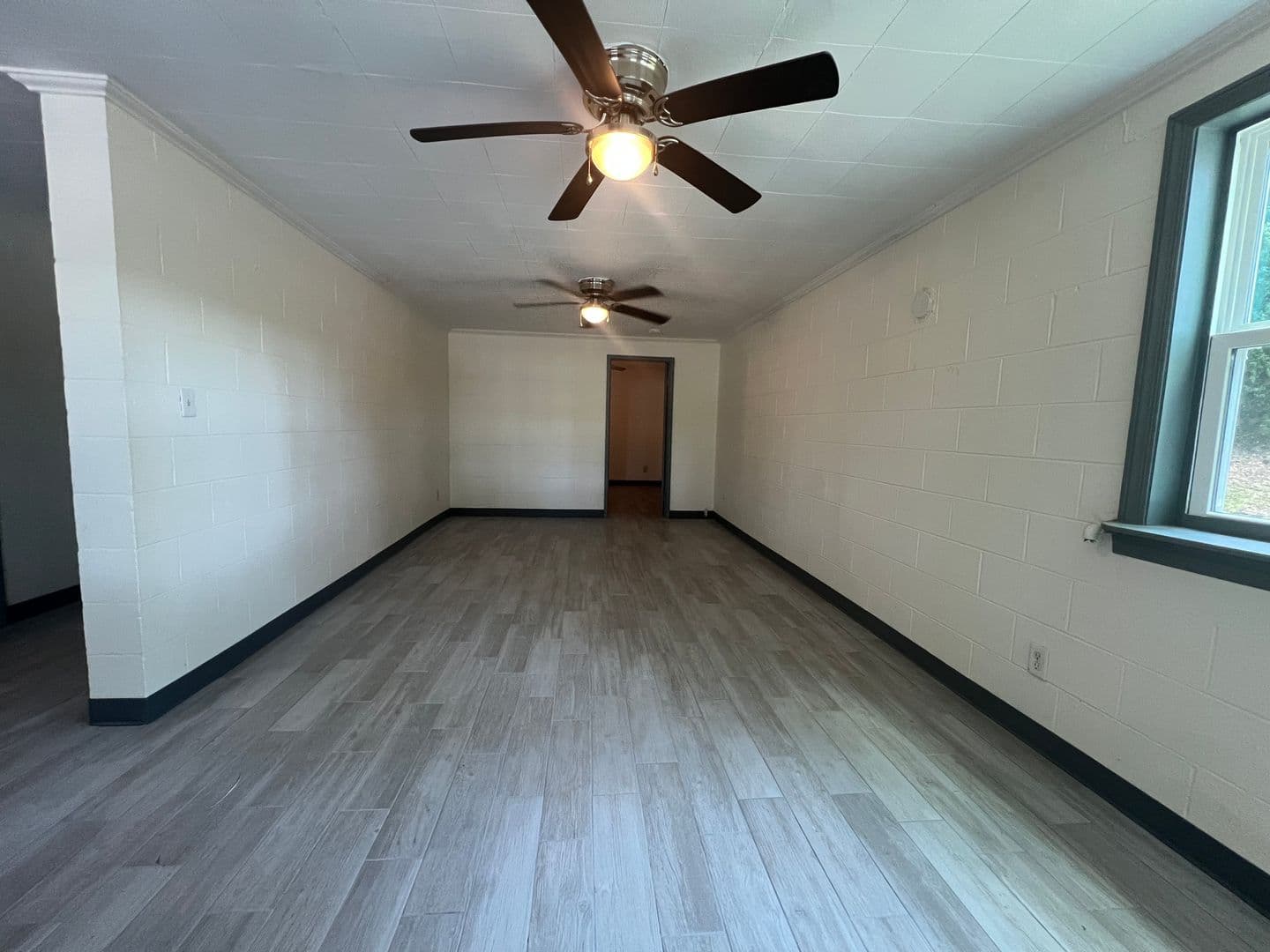 Athens House: 117 Johnson Dr.