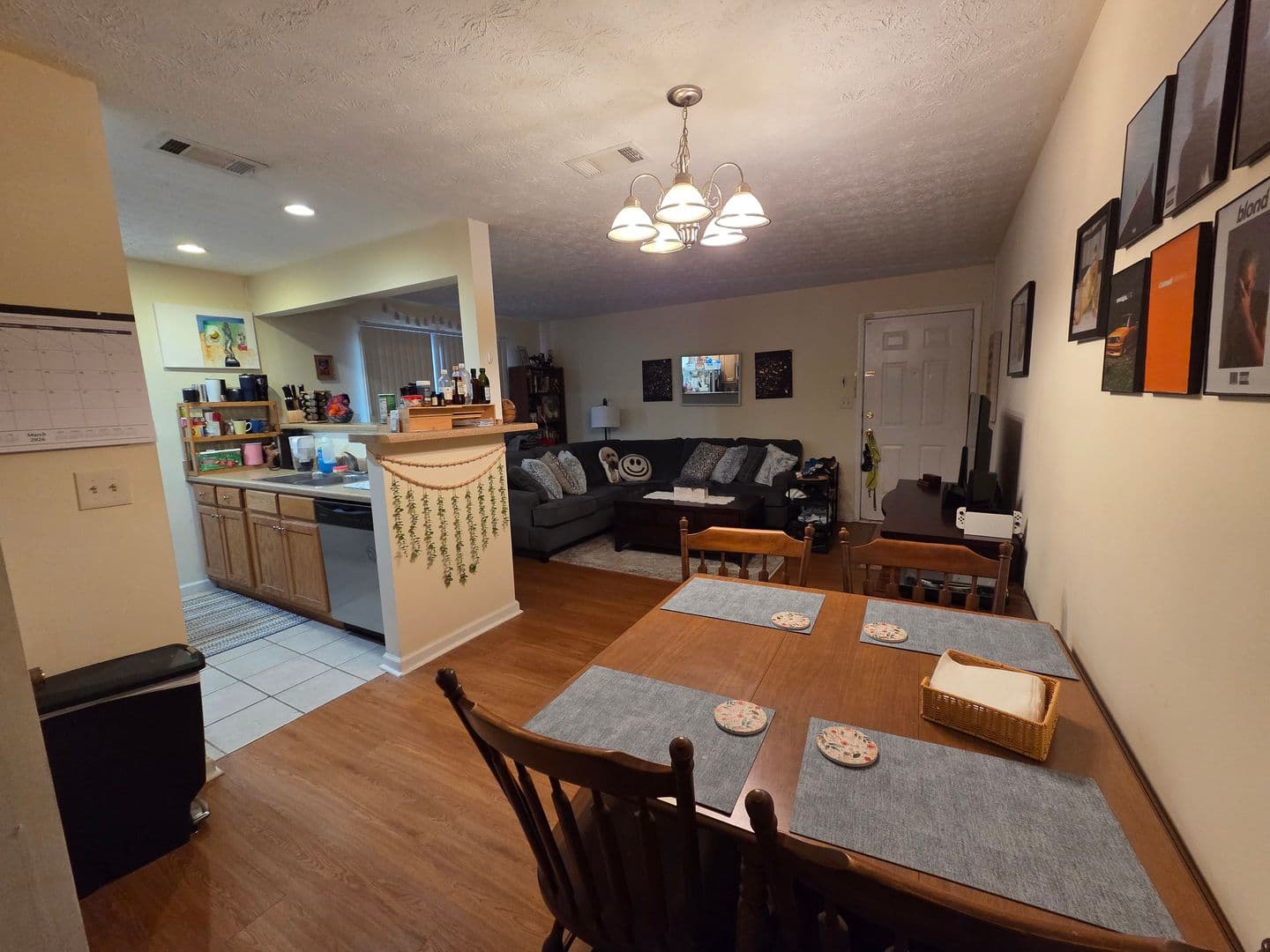 Athens House: 297 Peabody Street # 3