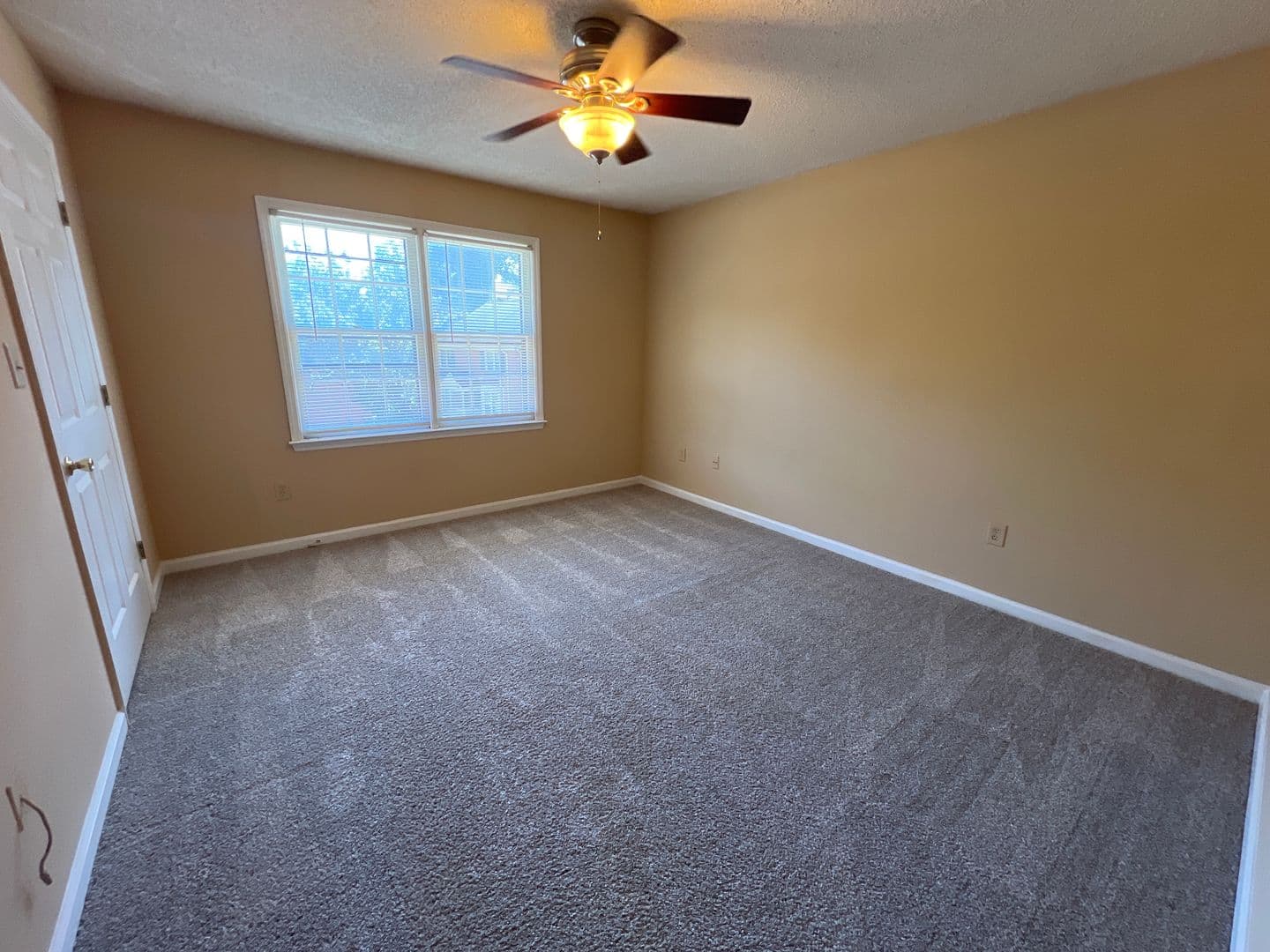 Athens Townhome: 200 East Cloverhurst Street #5
