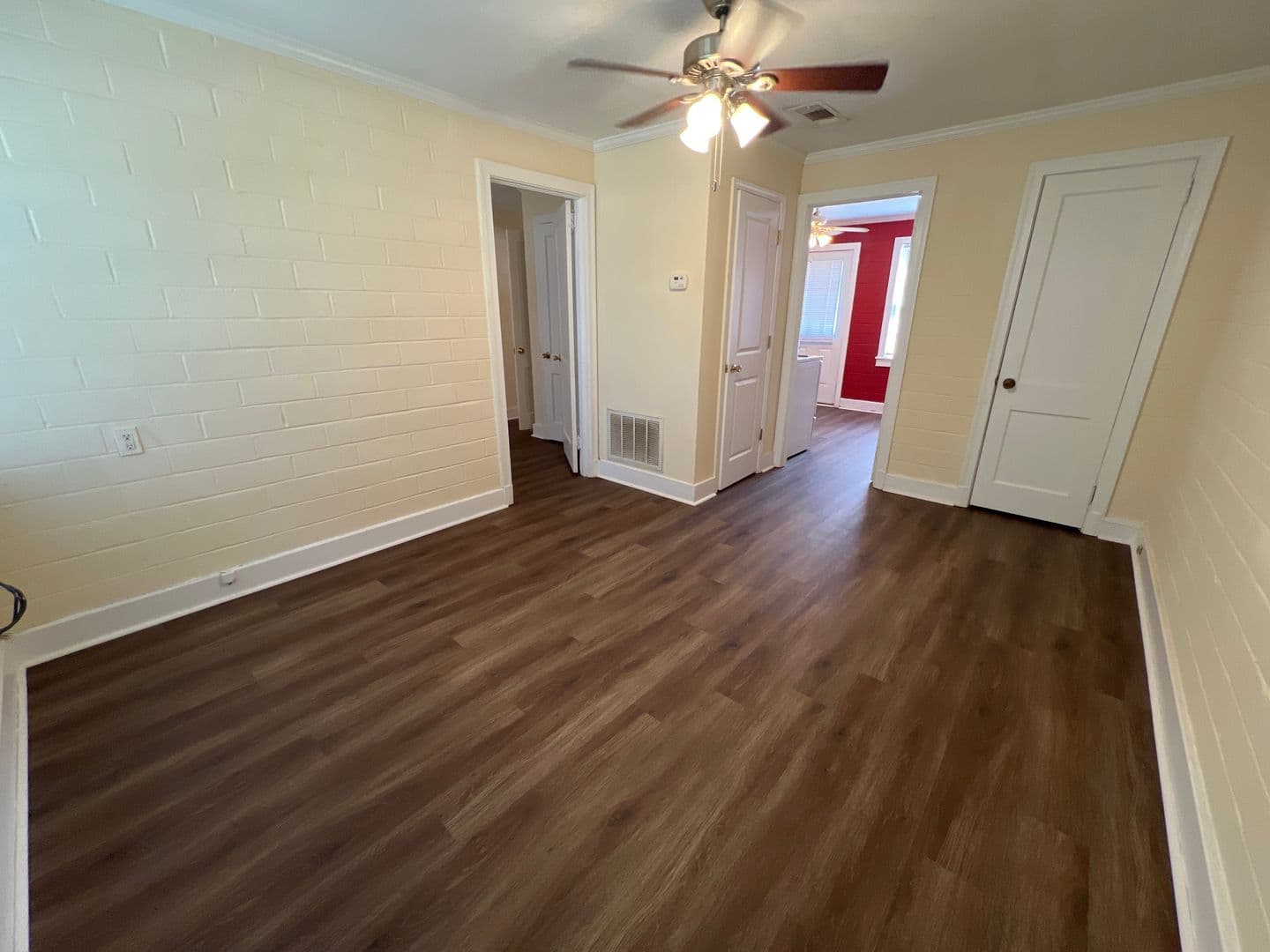 Athens Apartment: 325 S. Harris Street