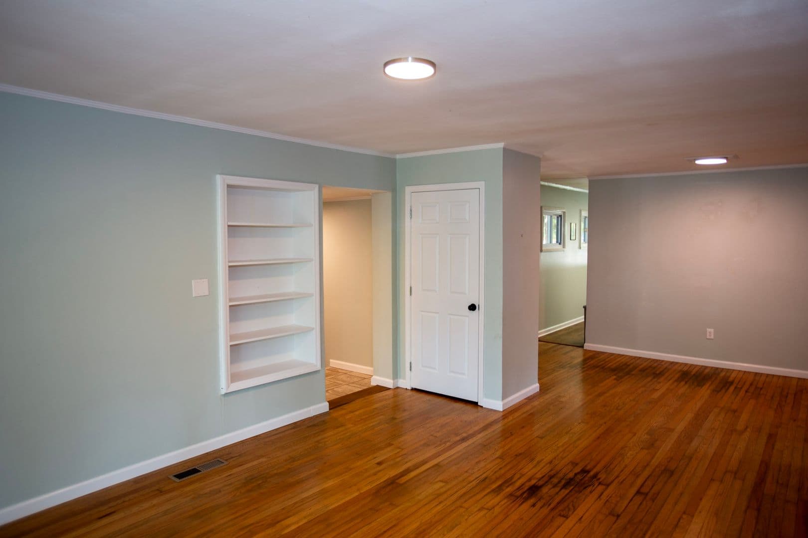 Athens House: 230 Habersham Way