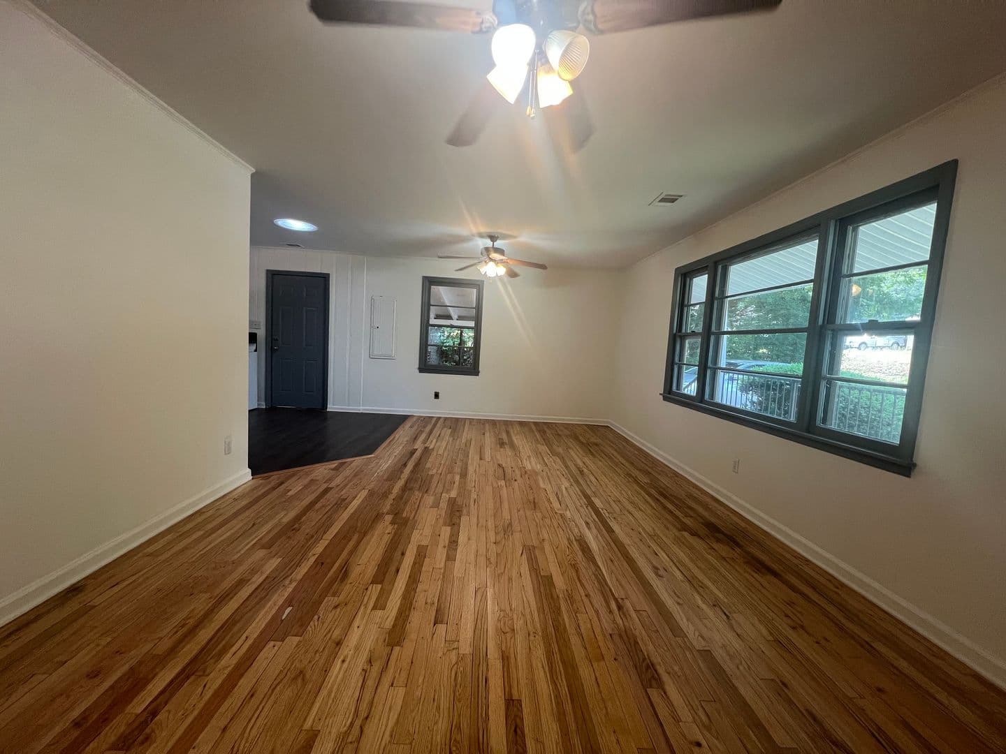Athens House: 117 Johnson Dr.