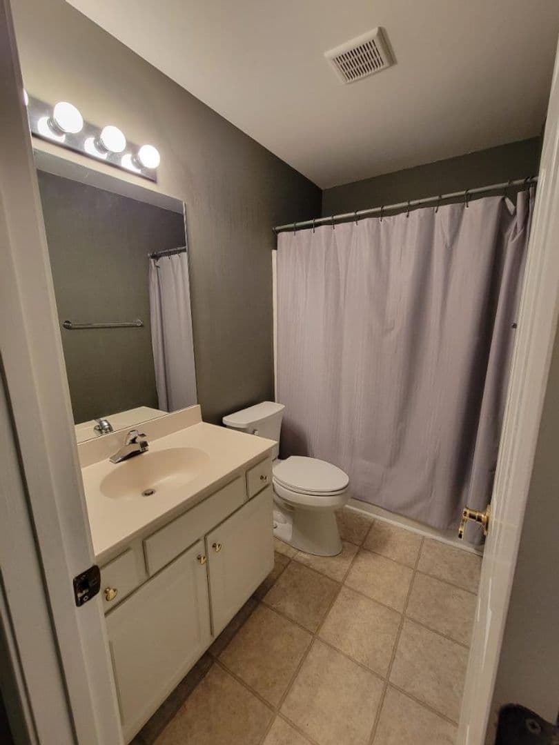 Athens Townhome: 101 Woodlake Drive #102