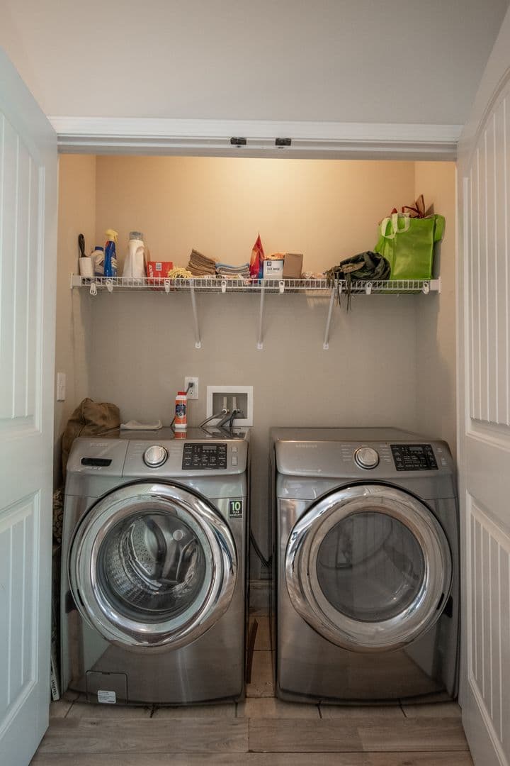Athens Townhome: 143 Foreman Dr.