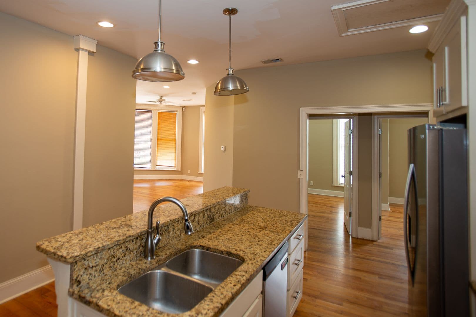 Athens House: 174 College Avenue Unit A