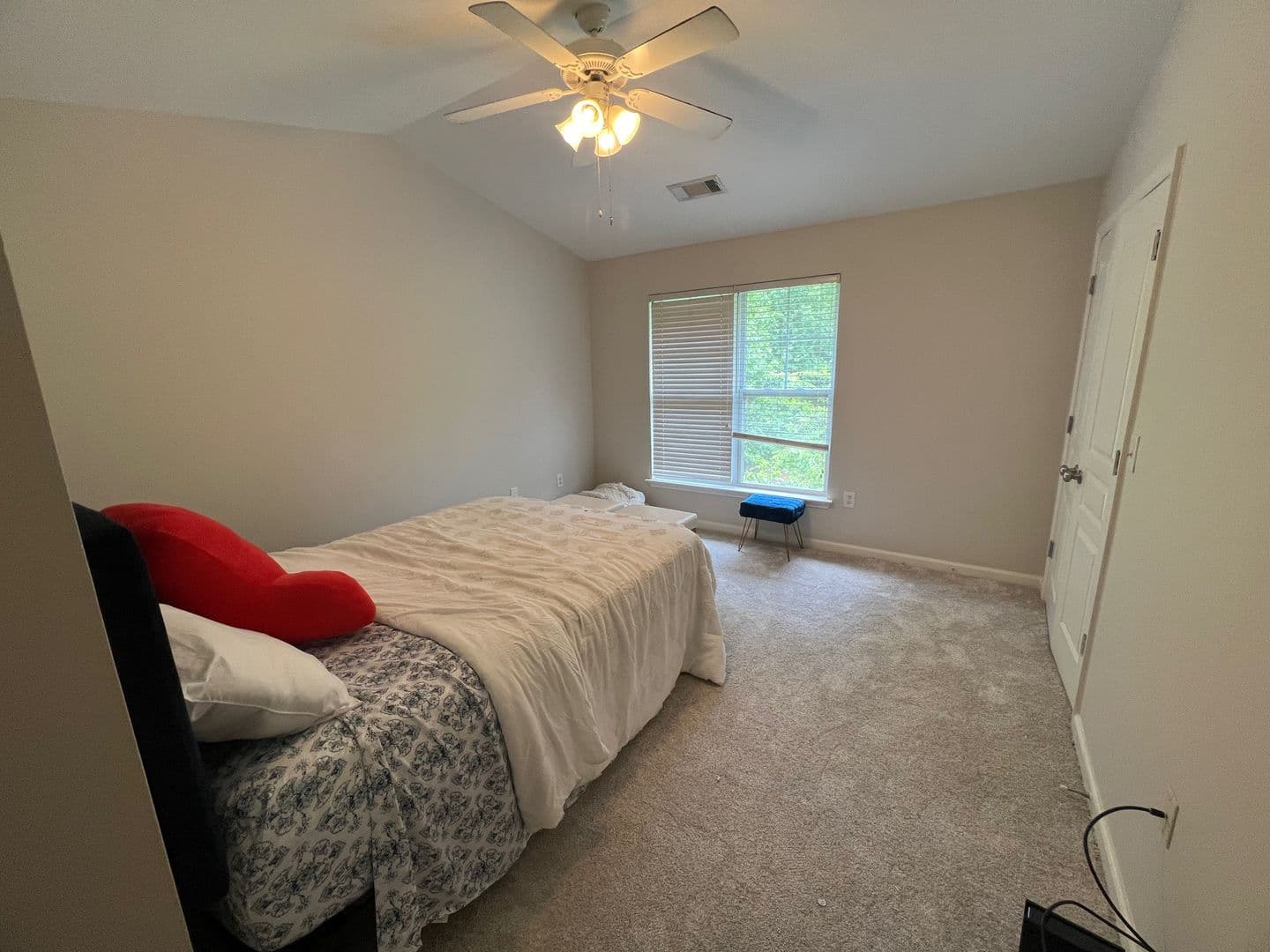 Athens Townhome: 490 Barnett Shoals #628