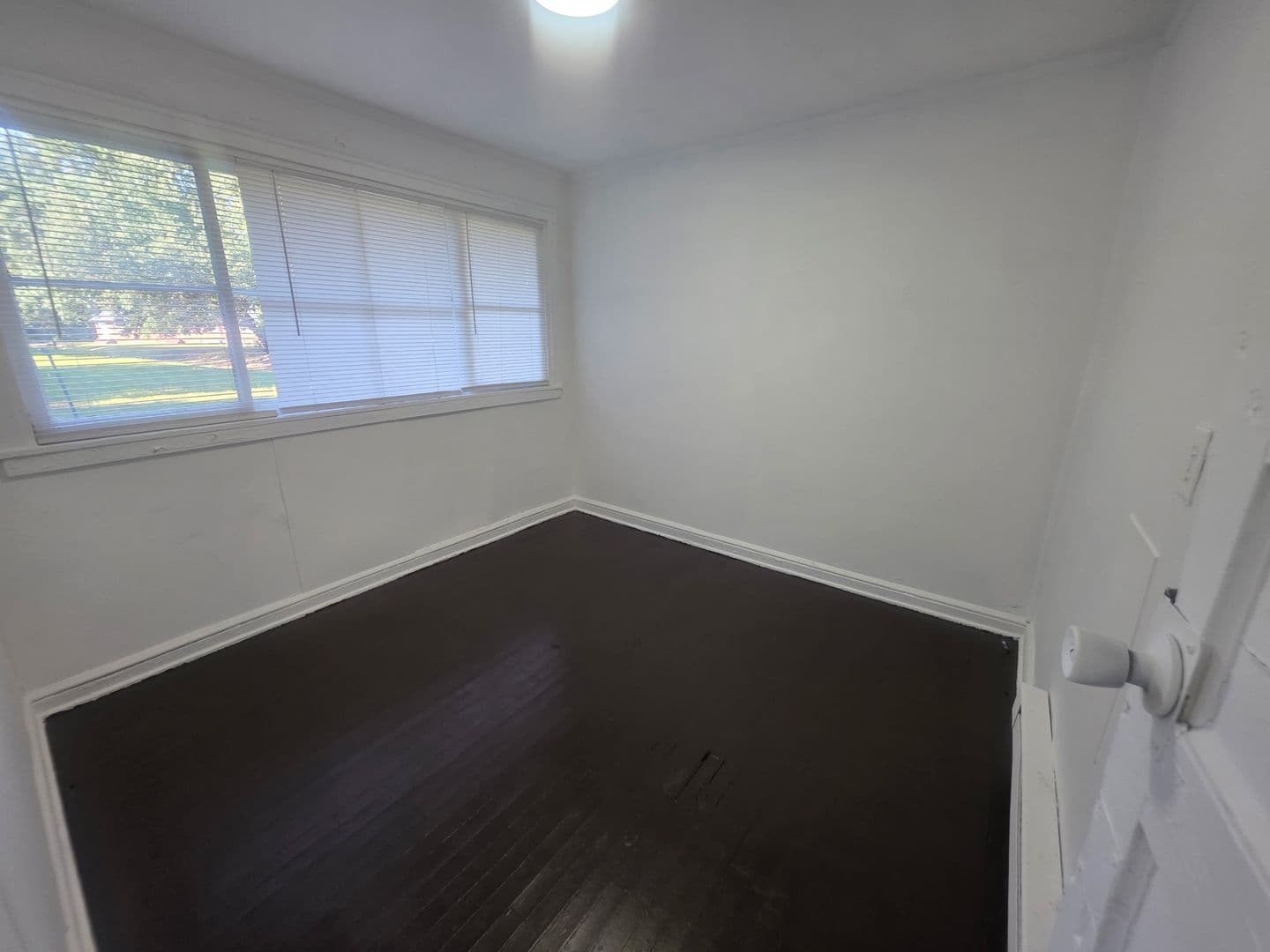 Sumter House: 203 Montreat Street