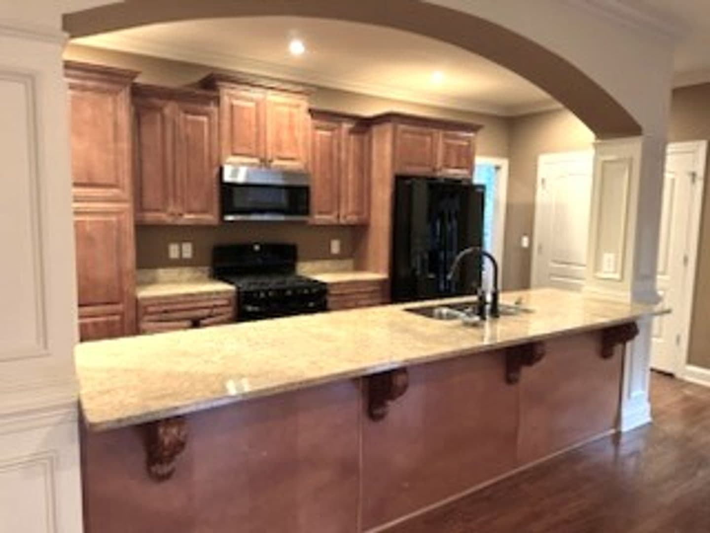 Simpsonville House: 217 Asheton Lakes Way