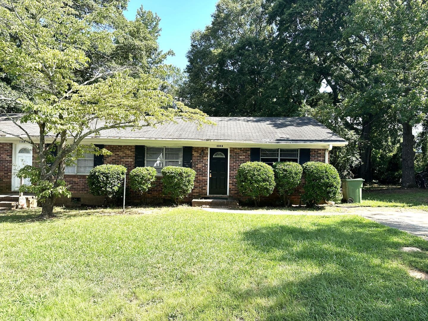 Mauldin House: 116 Hyde Circle Unit A