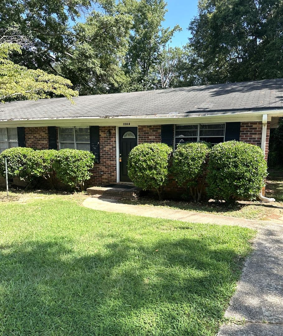 Mauldin House: 116 Hyde Circle Unit A