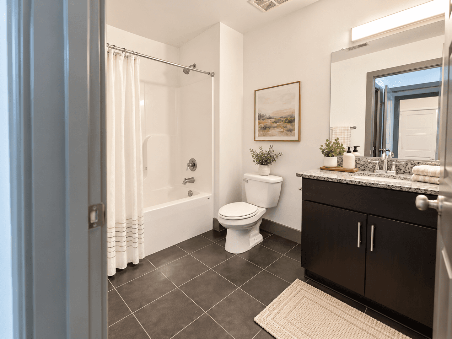 Richmond Apartment: 1100 Hull Street