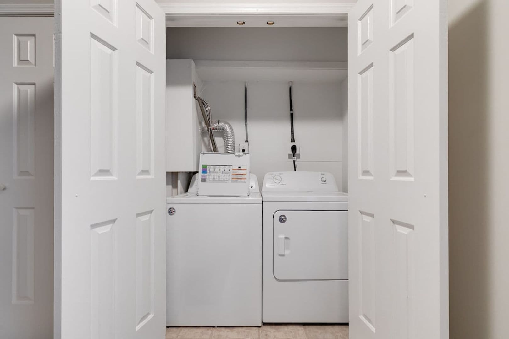 Fredericksburg Apartment: 710 Princess Anne Street