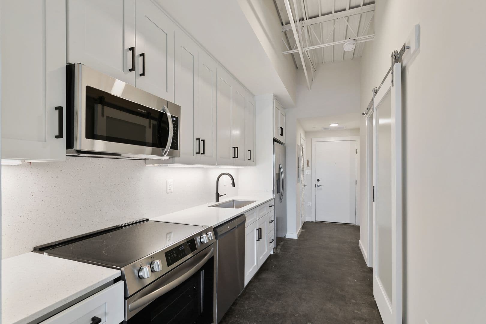 Richmond Apartment: 5047 Forest Hill Avenue