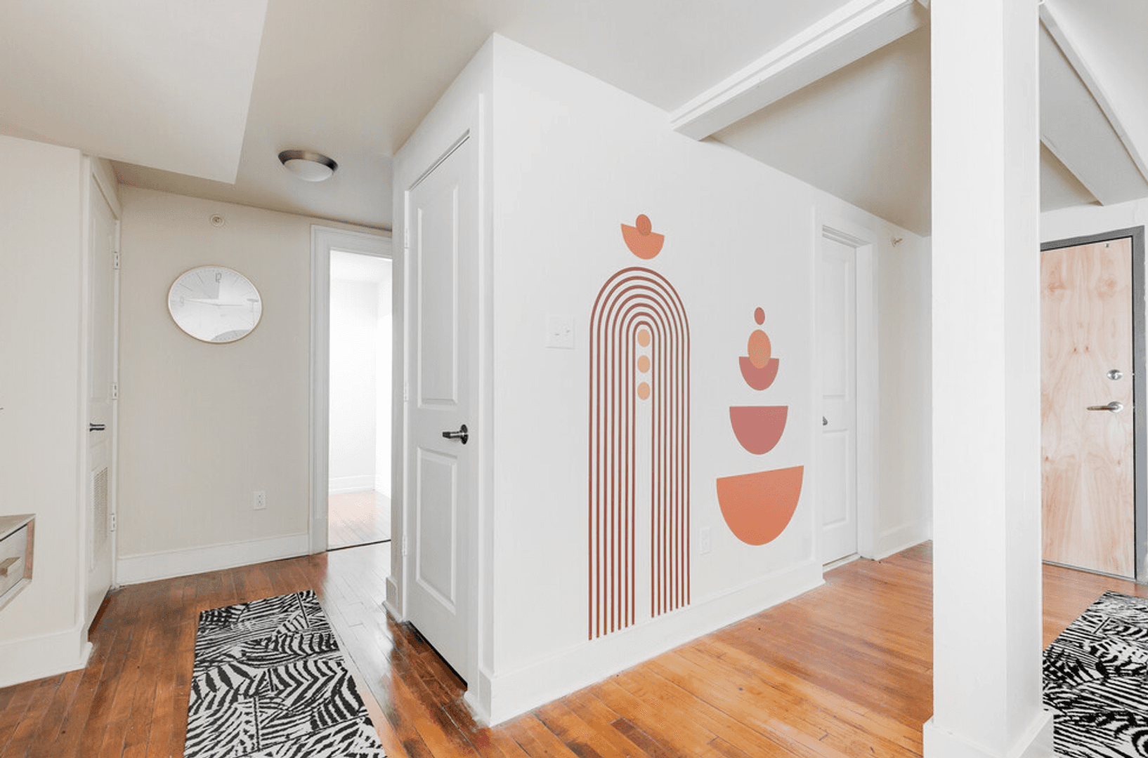 Richmond Apartment: 213 E Broad Street