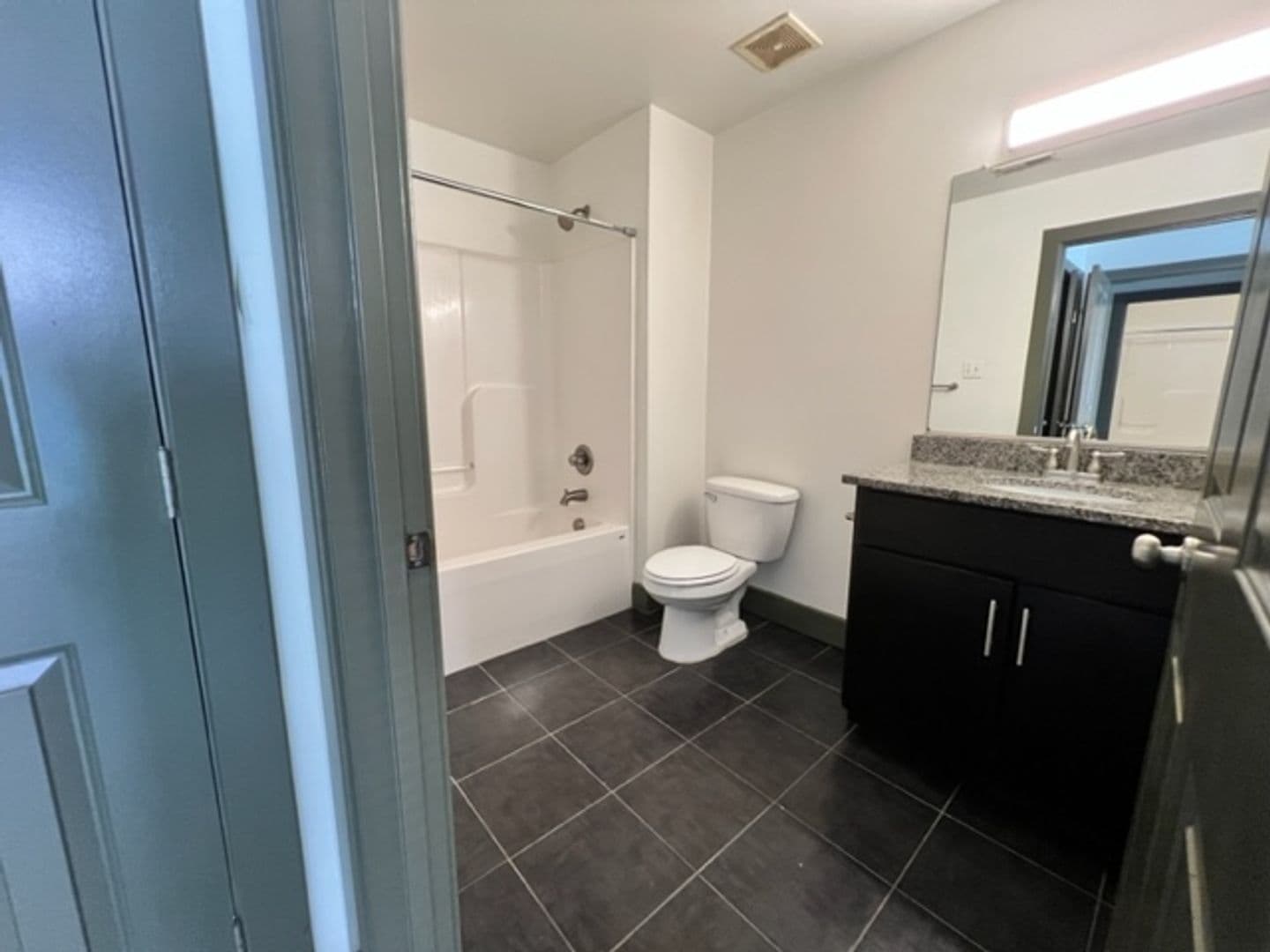 Richmond Apartment: 1100 Hull Street