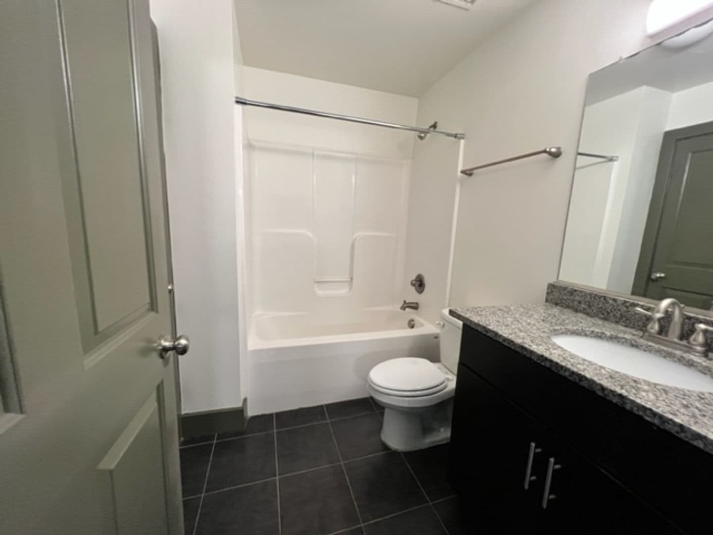 Richmond Apartment: 1100 Hull Street