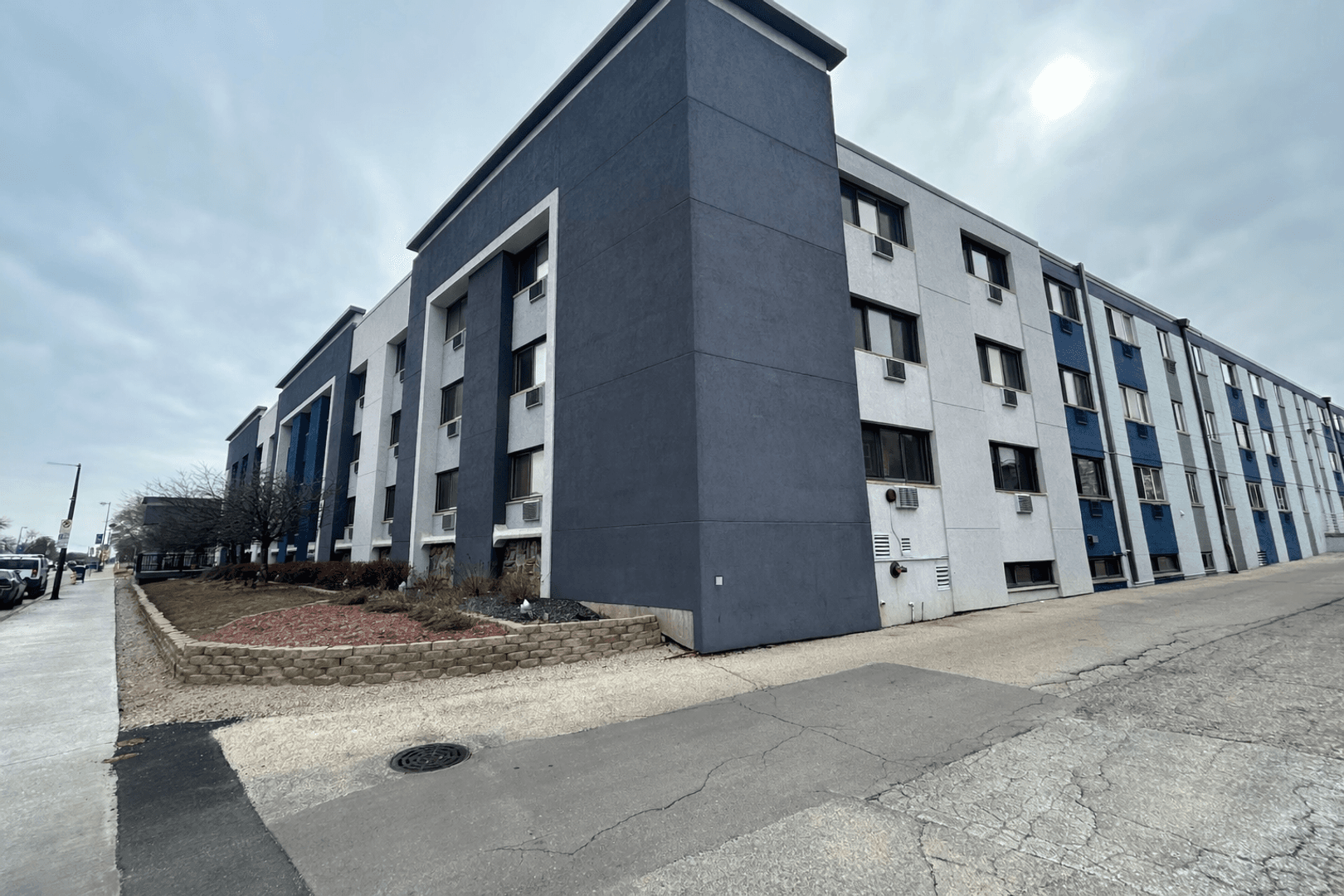 West Milwaukee Apartment: 5501 W National Ave