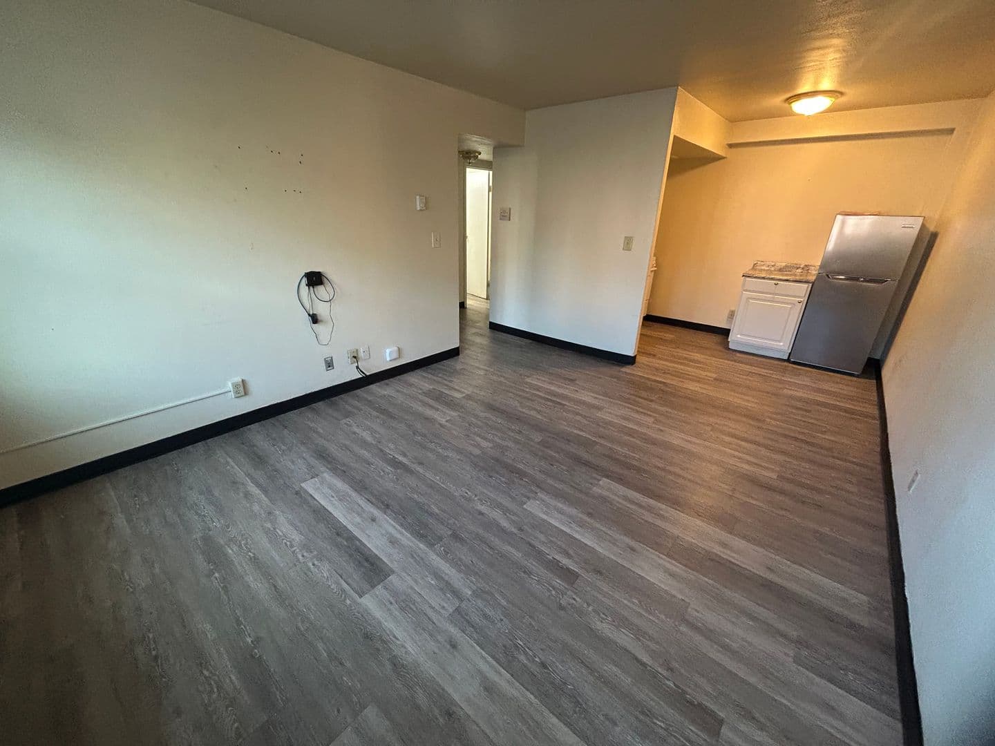 Milwaukee Apartment: 1029 E Knapp St