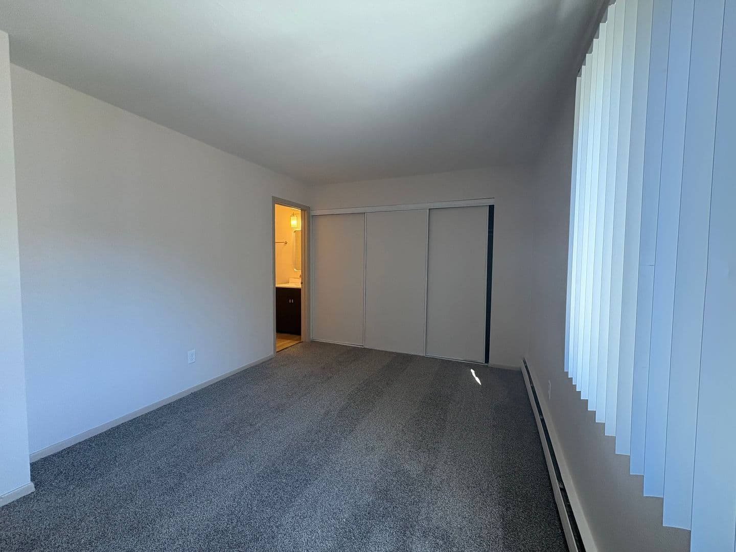 Green Bay Apartment: 1680 Shawano Ave