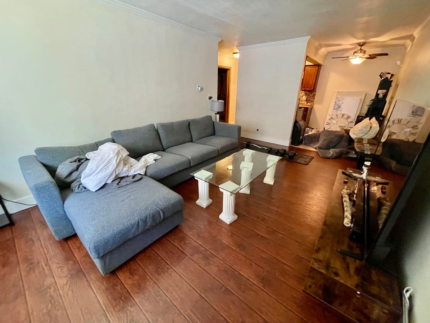 Milwaukee Apartment: 2425 N Oakland Ave