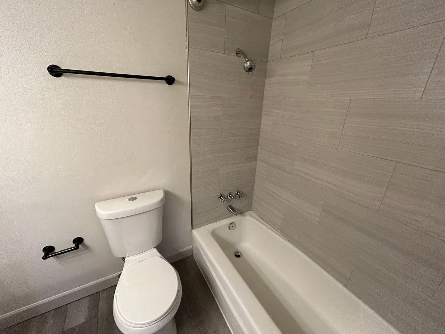 West Milwaukee Apartment: 5501 W National Ave