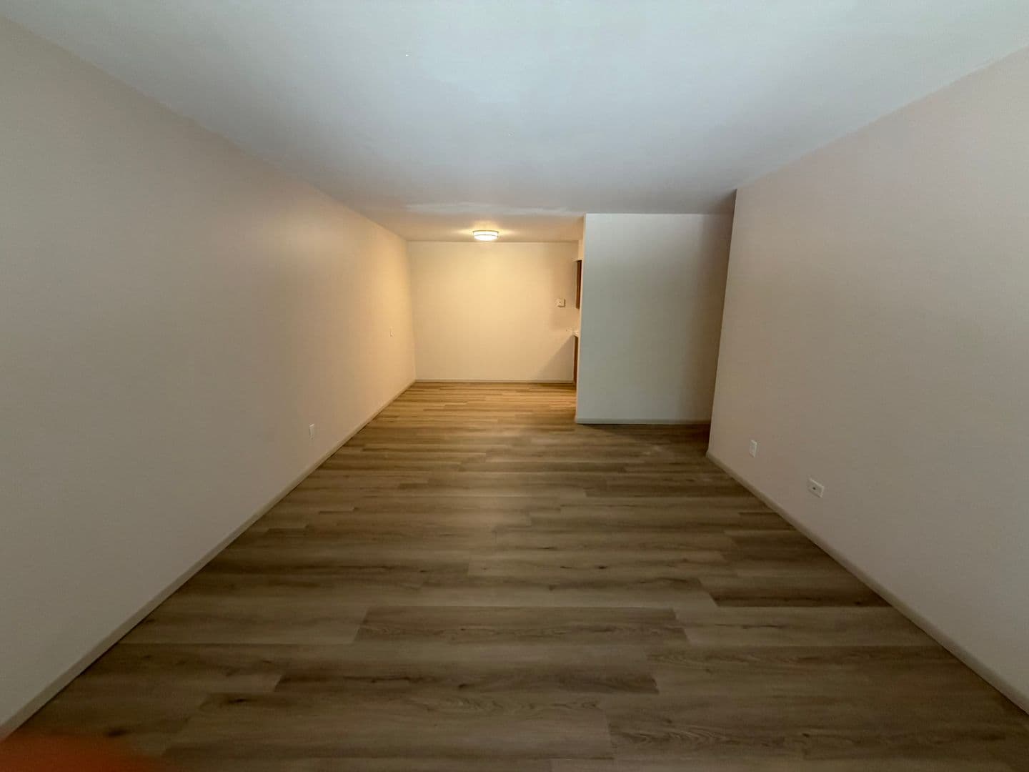 Green Bay Apartment: 1686 Shawano Ave