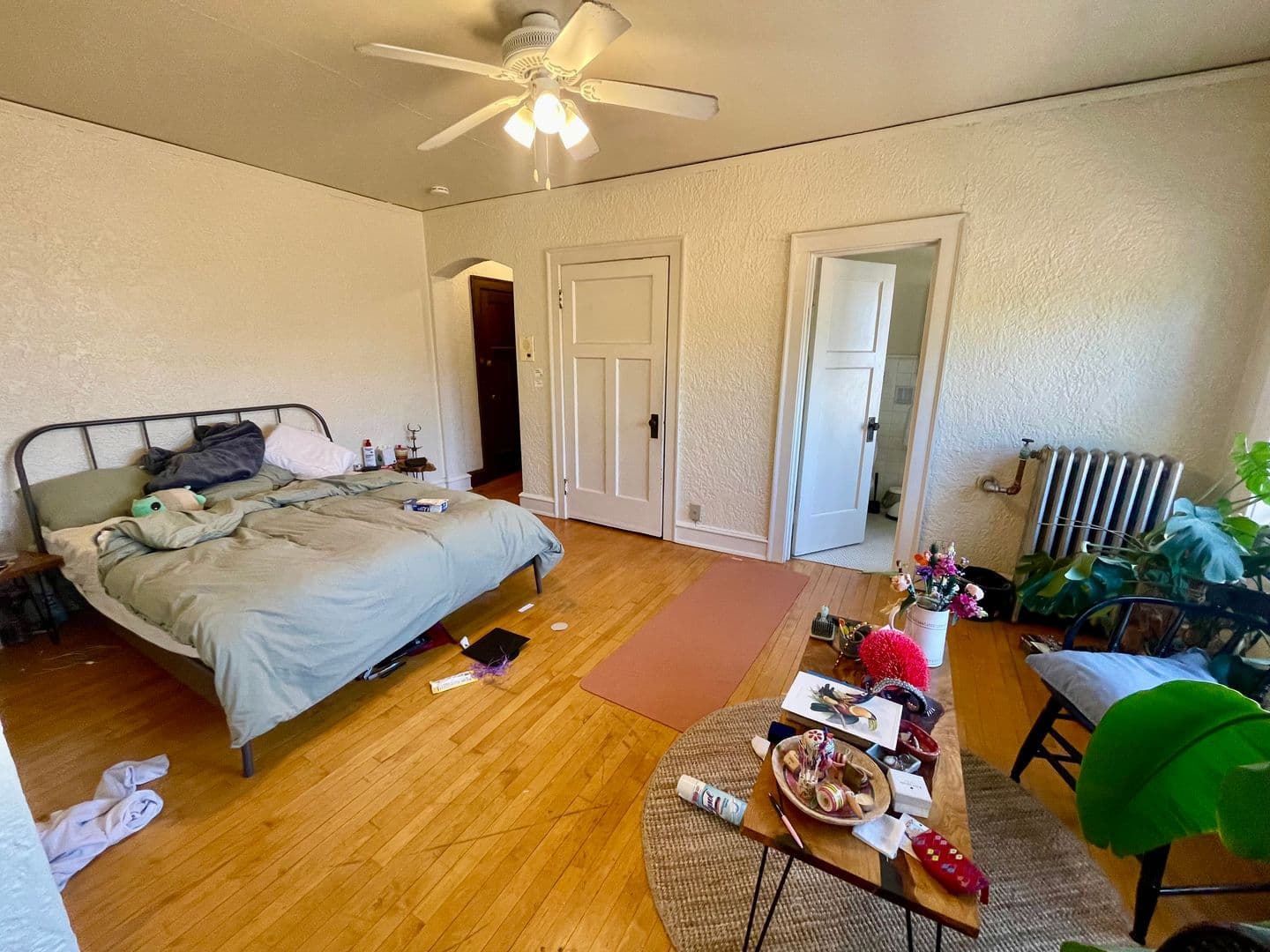 Milwaukee Apartment: 2027 N Prospect