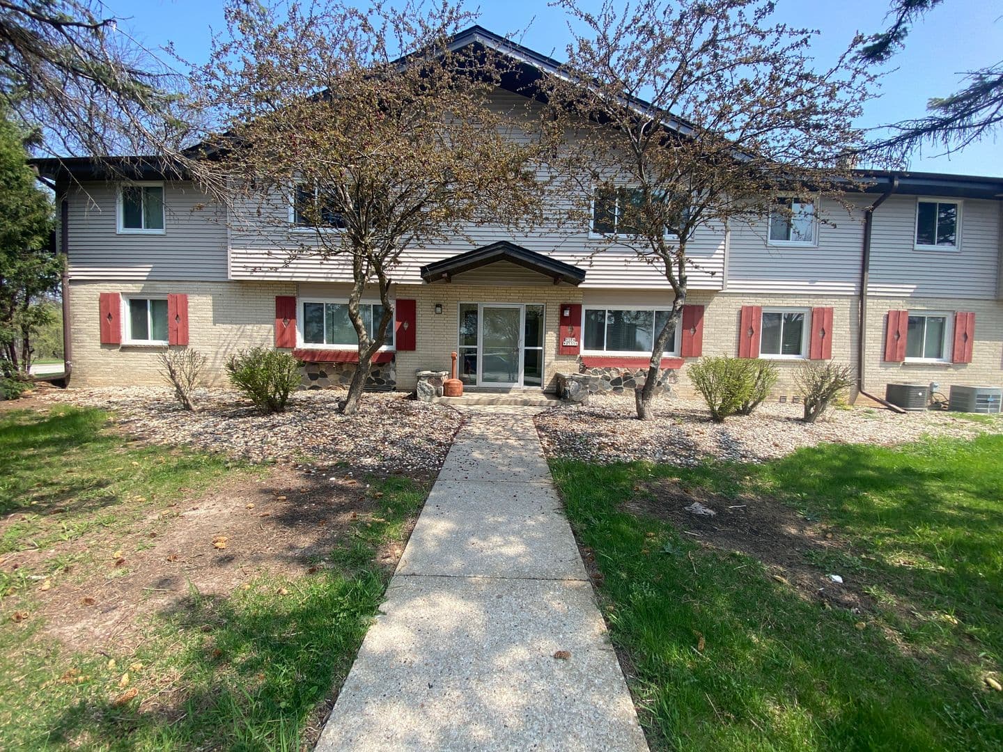Germantown Apartment: N114W15556 Sylvan Circle