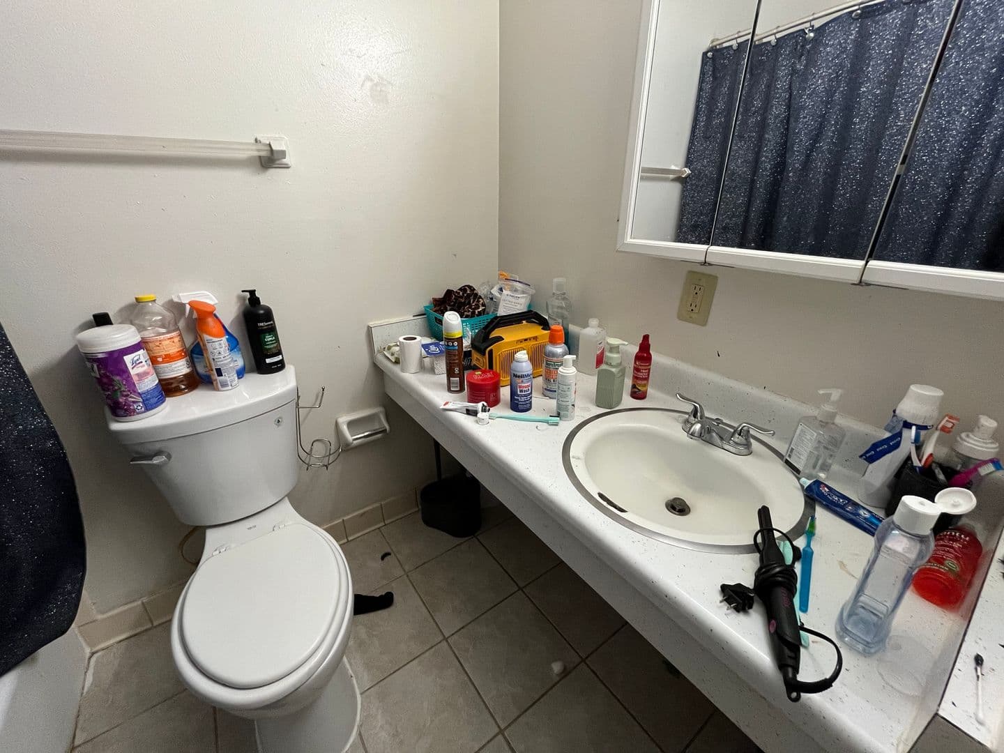 West Allis Apartment: 10472 W Montana Ave