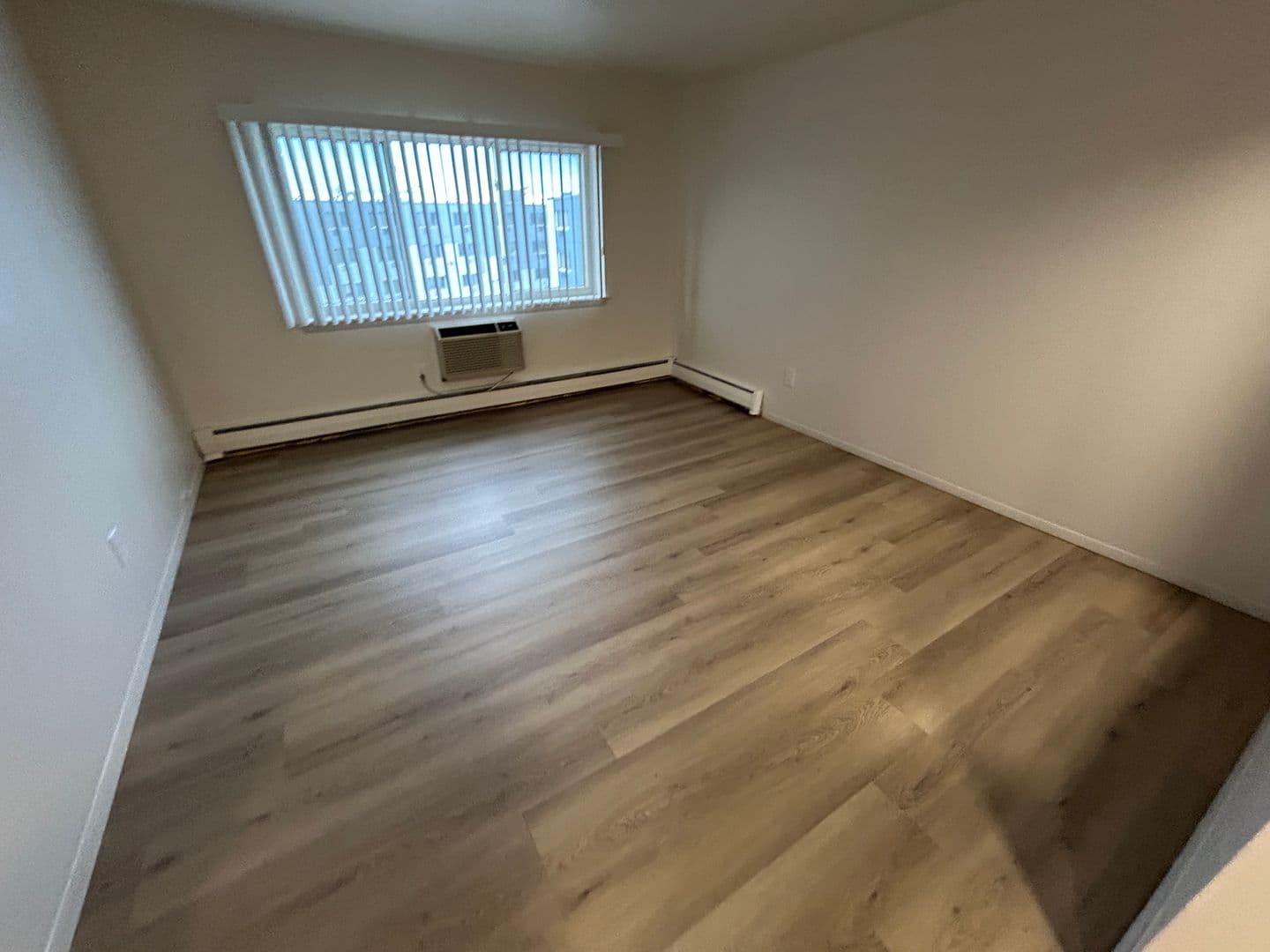 West Milwaukee Apartment: 5501 W National Ave