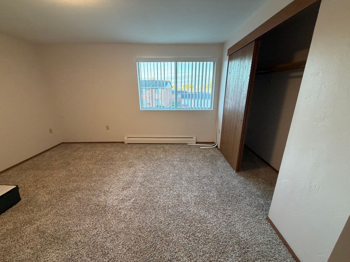 Green Bay Apartment: 2721 Humboldt Rd