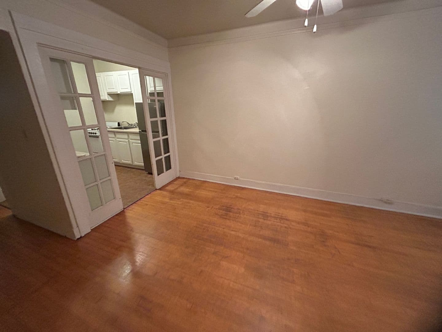 Milwaukee Apartment: 903 E Kilbourn Ave