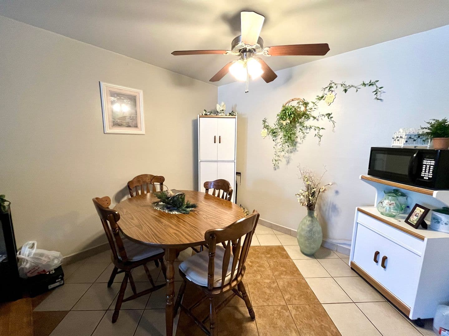 Germantown Apartment: N111 W15651-15655 Vienna Court