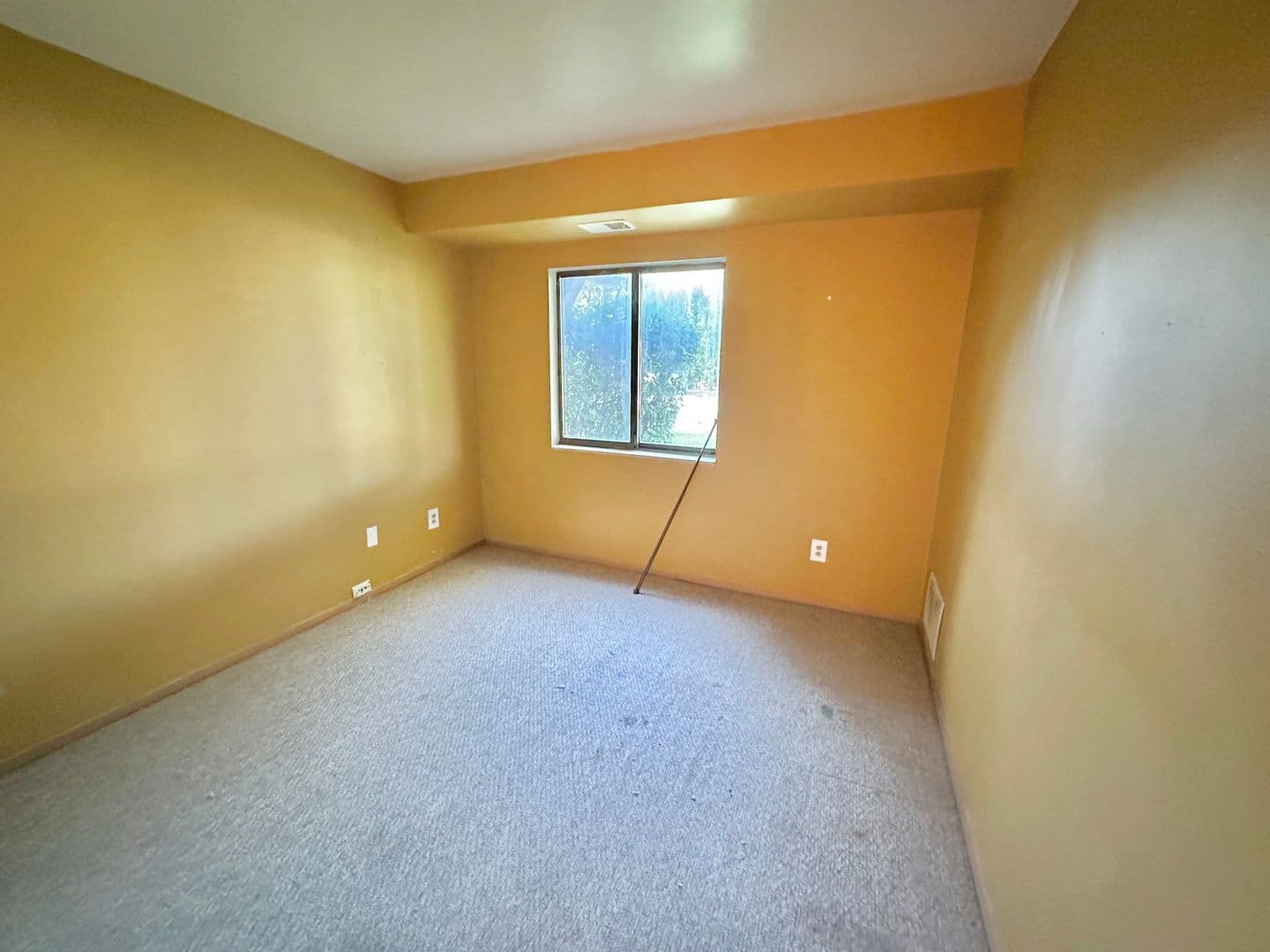 Germantown Apartment: N111 W15831-15835 Vienna Court