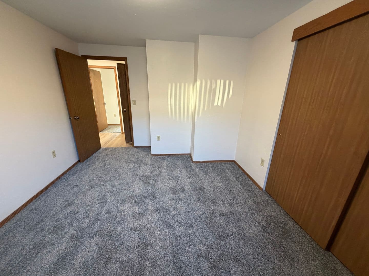 Green Bay Apartment: 2685 Humboldt Rd