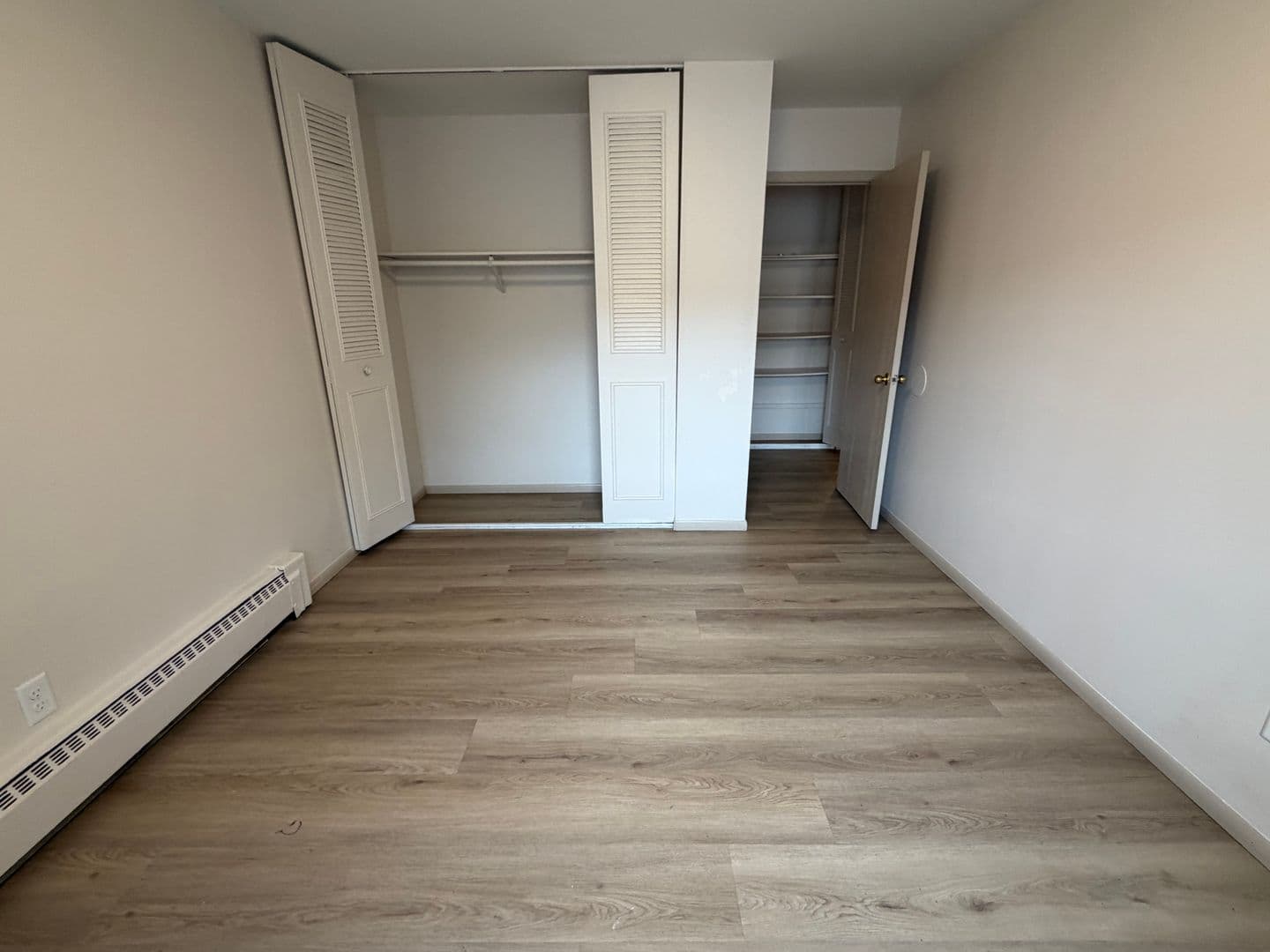 Green Bay Apartment: 1680 Shawano Ave