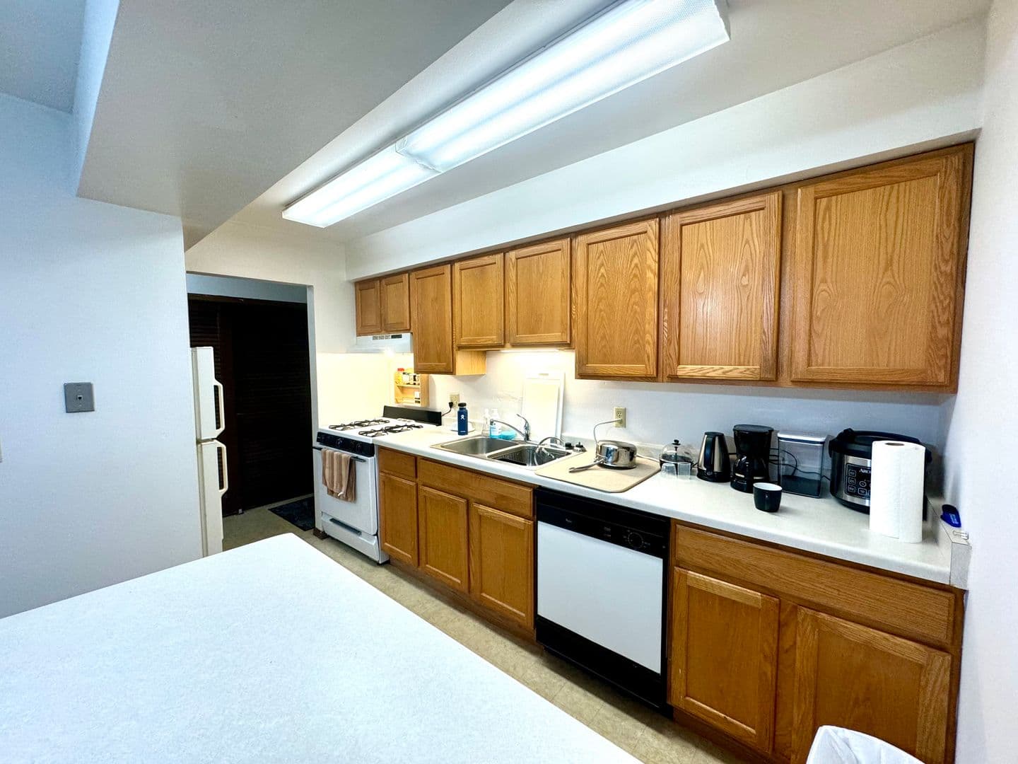 Milwaukee Apartment: 2639 N Prospect Ave