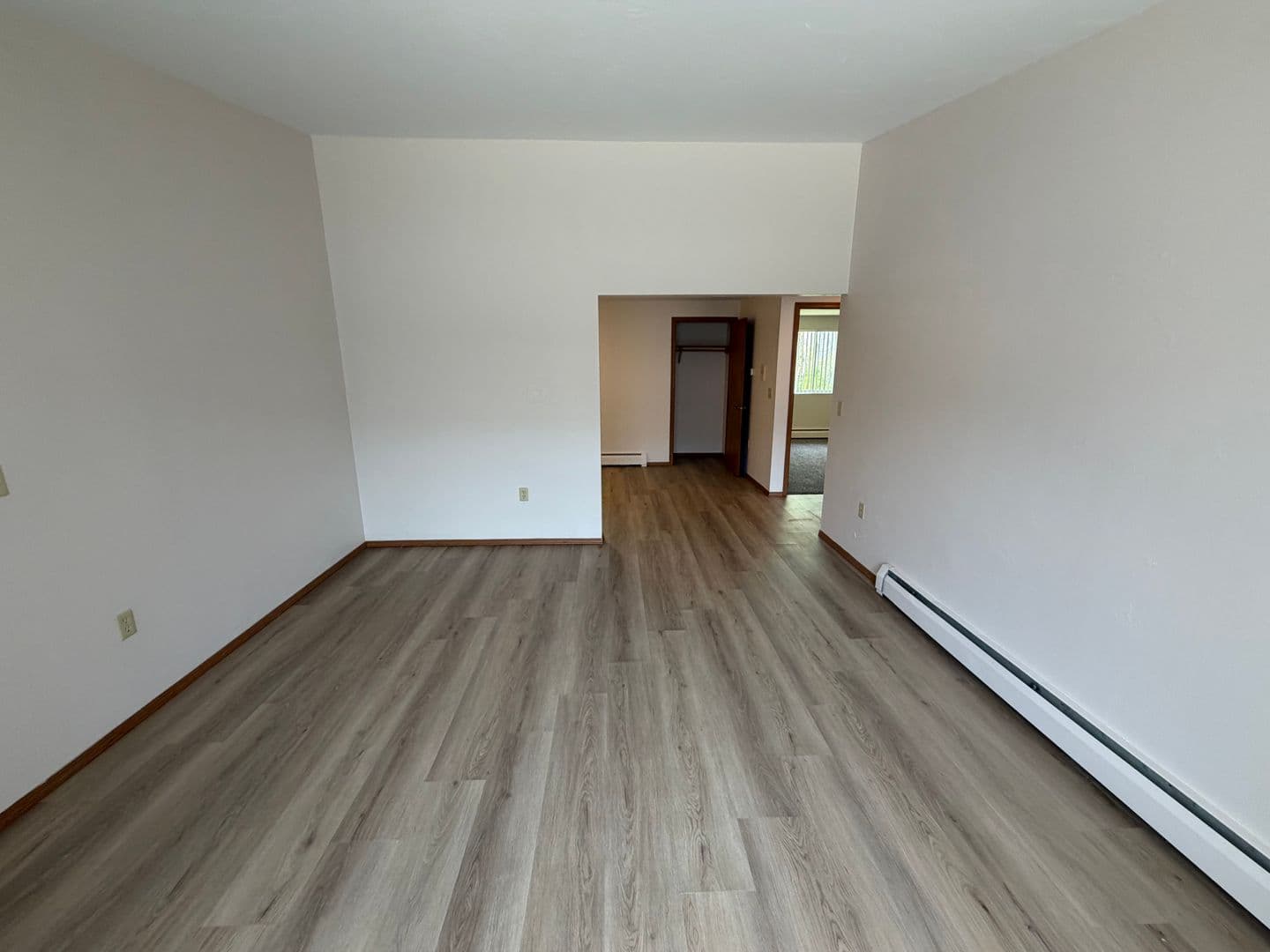 Green Bay Apartment: 2681 Humboldt Rd