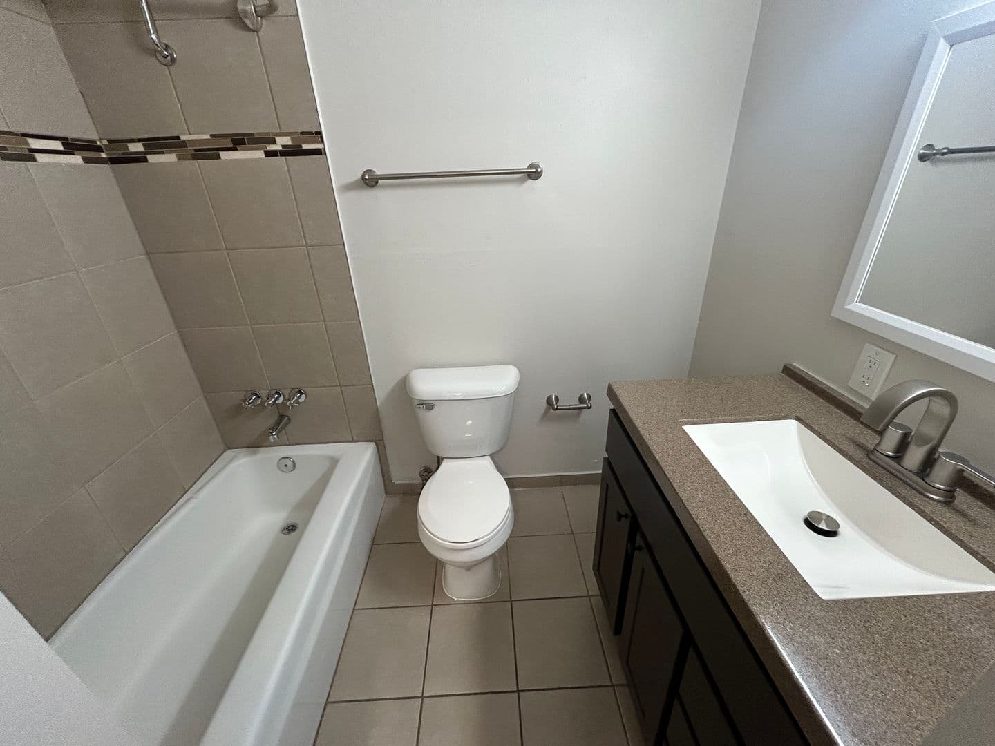 West Milwaukee Apartment: 5501 W National Ave