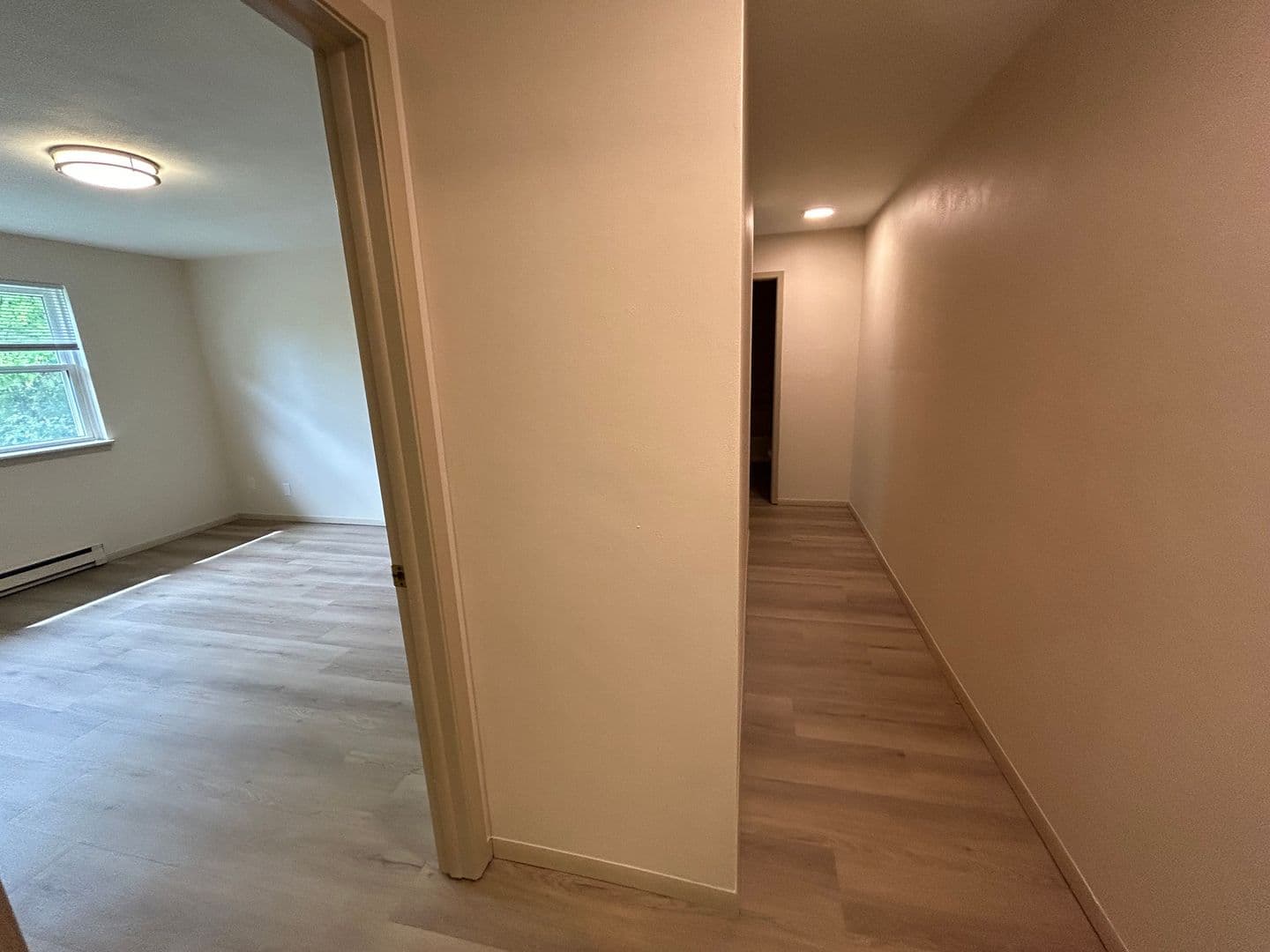 Appleton Apartment: 35 Bluemound Ct