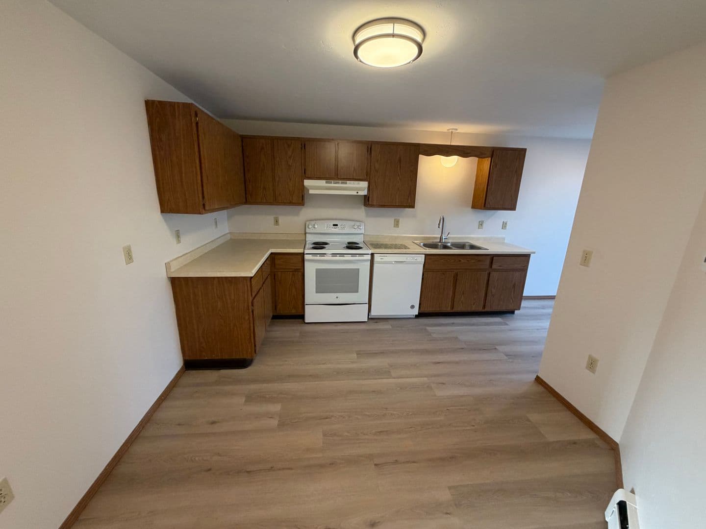 Green Bay Apartment: 2711 Humboldt Rd