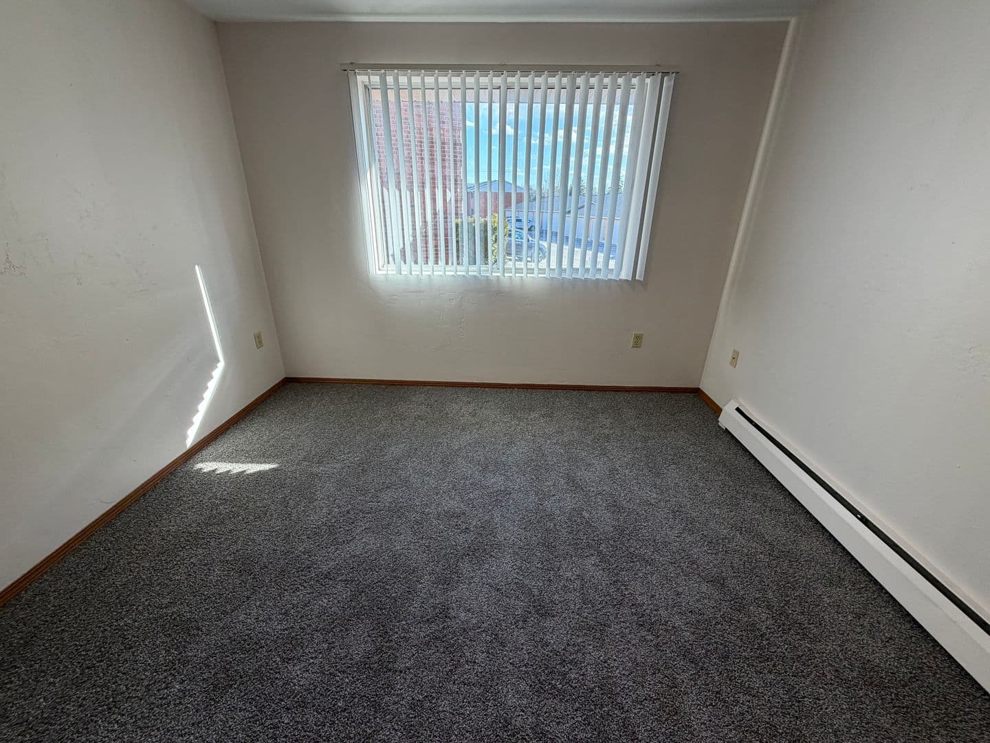 Green Bay Apartment: 2713 Humboldt Rd