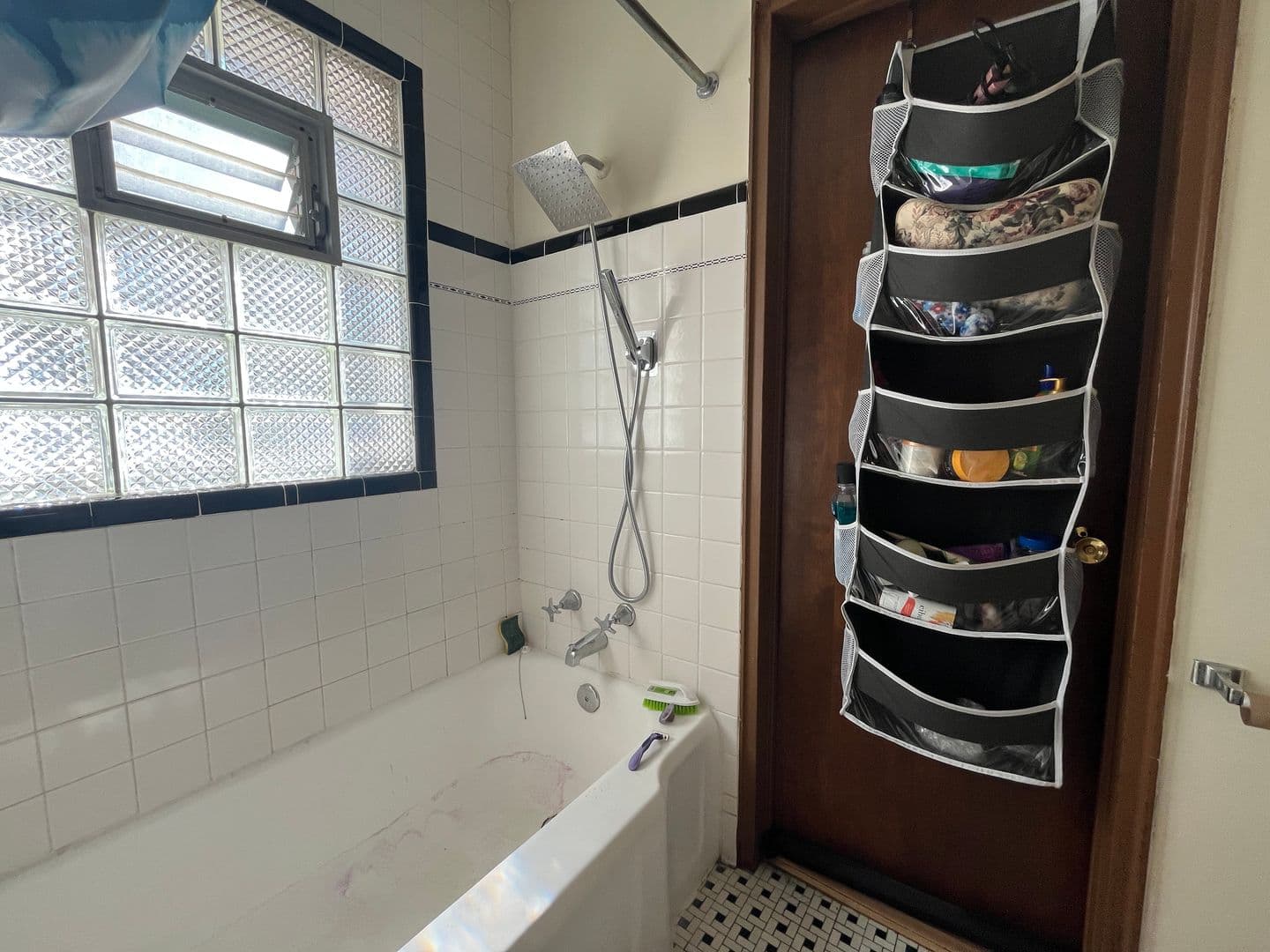 West Allis Apartment: 7726 W Becher St.