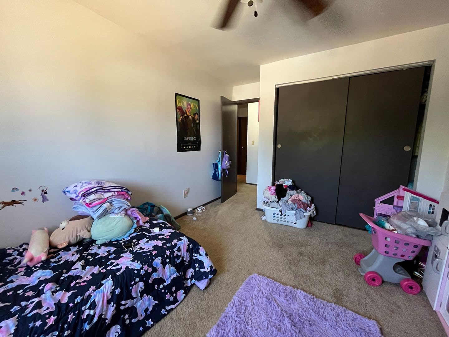 West Allis Apartment: 2853 S 106th St