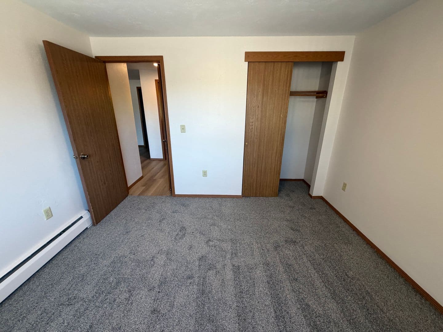 Green Bay Apartment: 2681 Humboldt Rd